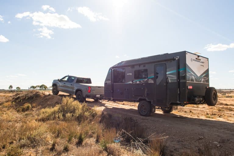 Top Brass: Wonderland Amaroo 1705 RV