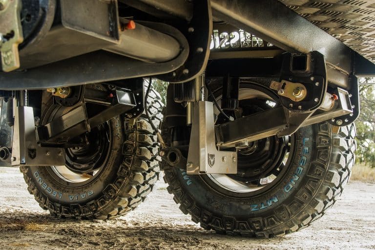 Vantec Caravan Graveyard VS the M60 ATX Shocks