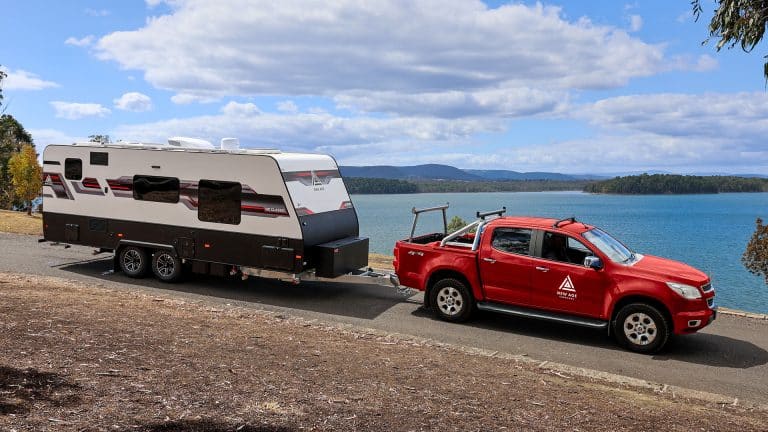 New Age Oz Classic 20E: Refined Luxury & Power for Bitumen Adventures